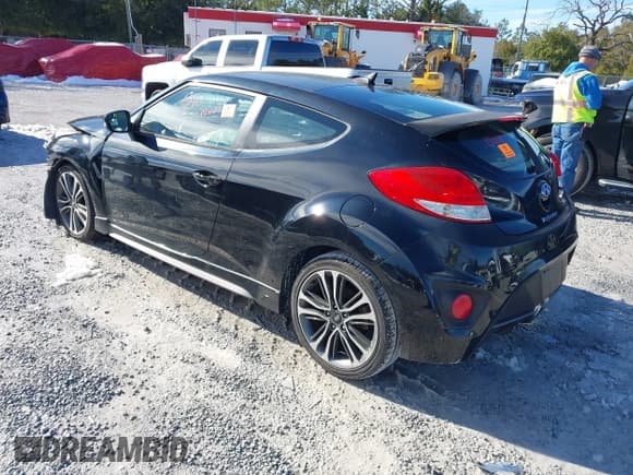 ✅ 2016 Hyundai Veloster Turbo • VIN: KMHTC6AE0GU255585 • Lot: 41381046. Wystawiony na IAAI z przebiegiem 35 073 mil. Bezpłatny archiwum sprzedaży aukcyjnych z USA i szczegółowy raport historii pojazdu na DreamBid. Zdjęcie 3.