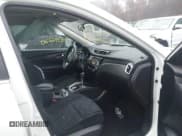 ✅ 2015 Nissan Rogue SL • VIN: 5N1AT2MV9FC857241 • Lot: 43596220. Listed on IAAI with 106,468 mi. Free auction sales archive from the USA and detailed vehicle history report at DreamBid. Image 5.