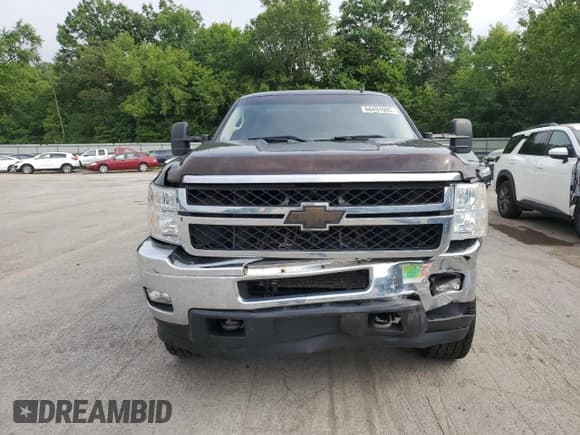 ✅ 2014 Chevrolet Silverado 2500HD LT • VIN: 1GC1KXCGXEF121137 • Лот: 66491985. Опубликован ранее на Copart с пробегом 140 444 миль. Бесплатный доступ к архиву аукционных продаж из США и подробный отчёт об истории автомобиля на DreamBid. Изображение 5.