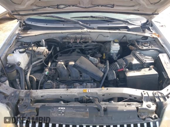 ✅ 2007 Mercury Mariner Premier • VIN: 4M2CU97107KJ19941 • Lot: 43491121. Wystawiony na IAAI z przebiegiem 224 215 mil. Bezpłatny archiwum sprzedaży aukcyjnych z USA i szczegółowy raport historii pojazdu na DreamBid. Zdjęcie 10.