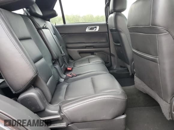 ✅ 2015 Ford Explorer Limited • VIN: 1FM5K8F84FGA20923 • Lot: 55386205. Wystawiony na Copart z przebiegiem 81 698 mil. Bezpłatny archiwum sprzedaży aukcyjnych z USA i szczegółowy raport historii pojazdu na DreamBid. Zdjęcie 11.