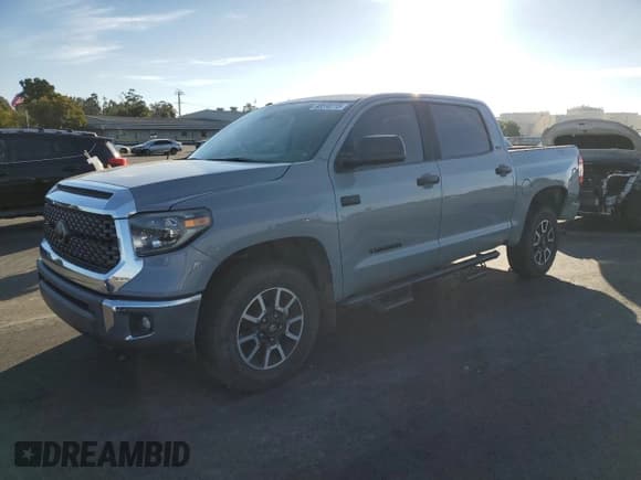 ✅ 2019 Toyota Tundra SR5 • VIN: 5TFDY5F13KX854563 • Lot: 90518715. Wystawiony na Copart z przebiegiem 67 985 mil. Bezpłatny archiwum sprzedaży aukcyjnych z USA i szczegółowy raport historii pojazdu na DreamBid. Zdjęcie 1.