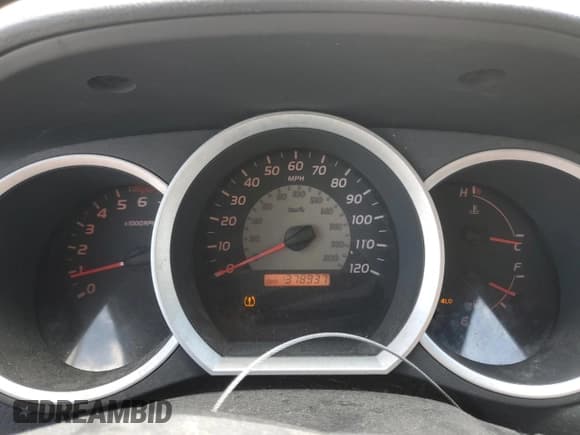 ✅ 2007 Toyota Tacoma • VIN: 5TEPX42N37Z326394 • Lot: 53950425. Listed on Copart with 378,937 mi. Free auction sales archive from the USA and detailed vehicle history report at DreamBid. Image 9.