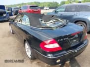 ✅ 2006 Mercedes-Benz CLK 350 • VIN: WDBTK56G06T062092 • Lot: 42429248. Listed on IAAI with 217,038 mi. Free auction sales archive from the USA and detailed vehicle history report at DreamBid. Image 6.