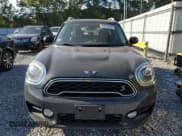 ✅ 2018 MINI Countryman Cooper S • VIN: WMZYT5C35J3D82395 • Lot: 81315135. Wystawiony na Copart z przebiegiem 120 752 mil. Bezpłatny archiwum sprzedaży aukcyjnych z USA i szczegółowy raport historii pojazdu na DreamBid. Zdjęcie 5.