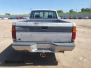 ✅ 1992 Nissan Frontier SE • VIN: 1N6HD16Y8NC358458 • Лот: 62064905. Опубликован ранее на Copart с пробегом 226 678 миль. Бесплатный доступ к архиву аукционных продаж из США и подробный отчёт об истории автомобиля на DreamBid. Изображение 6.