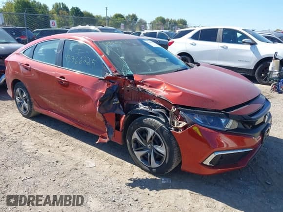 ✅ 2019 Honda Civic LX • VIN: 2HGFC2F60KH527612 • Lot: 43366225. Wystawiony na IAAI z przebiegiem 87 938 mil. Bezpłatny archiwum sprzedaży aukcyjnych z USA i szczegółowy raport historii pojazdu na DreamBid. Zdjęcie 1.