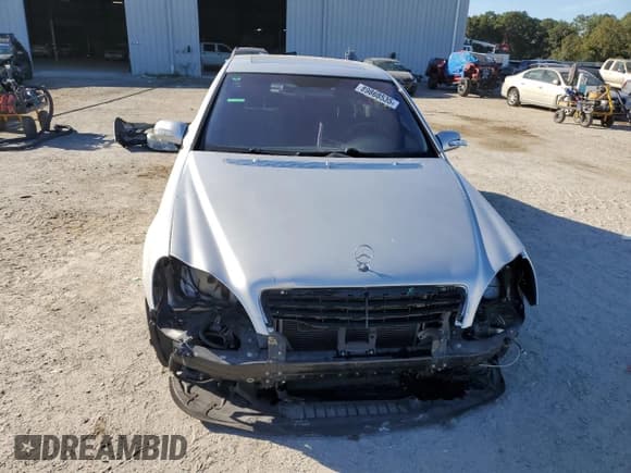 ✅ 2004 Mercedes-Benz S 500 • VIN: WDBNG75J74A391335 • Lot: 89868535. Wystawiony na Copart z przebiegiem Nie podano. Bezpłatny archiwum sprzedaży aukcyjnych z USA i szczegółowy raport historii pojazdu na DreamBid. Zdjęcie 5.