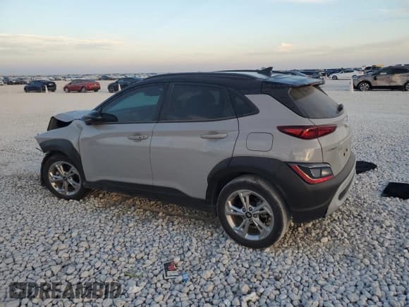 ✅ 2022 Hyundai Kona SEL • VIN: KM8K62AB3NU767209 • Lot: 82507665. Listed on Copart with 9,865 mi. Free auction sales archive from the USA and detailed vehicle history report at DreamBid. Image 2.