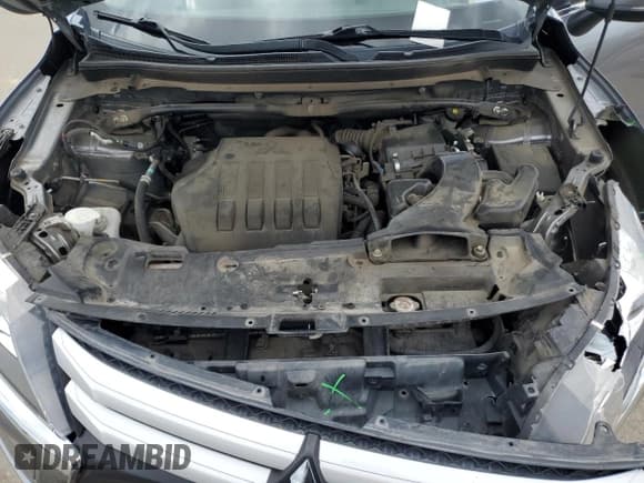 ✅ 2019 Mitsubishi Eclipse Cross ES • VIN: JA4AT3AA2KZ031201 • Lot: 57653265. Listed on Copart with 80,208 mi. Free auction sales archive from the USA and detailed vehicle history report at DreamBid. Image 12.