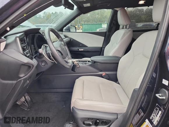 ✅ 2024 Lexus TX 350 • VIN: 5TDAAAA60RS001475 • Lot: 90503435. Listed on Copart with 12,463 mi. Free auction sales archive from the USA and detailed vehicle history report at DreamBid. Image 7.