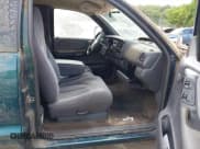 ✅ 1998 Dodge Dakota SLT • VIN: 1B7GL22X4WS554408 • Lot: 42202021. Wystawiony na IAAI z przebiegiem 147 765 mil. Bezpłatny archiwum sprzedaży aukcyjnych z USA i szczegółowy raport historii pojazdu na DreamBid. Zdjęcie 5.