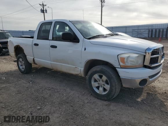 ✅ 2006 Dodge 1500 SLT • VIN: 1D7HU18N96J217553 • Лот: 79898754. Опубликован ранее на Copart с пробегом 219 249 миль. Бесплатный доступ к архиву аукционных продаж из США и подробный отчёт об истории автомобиля на DreamBid. Изображение 4.