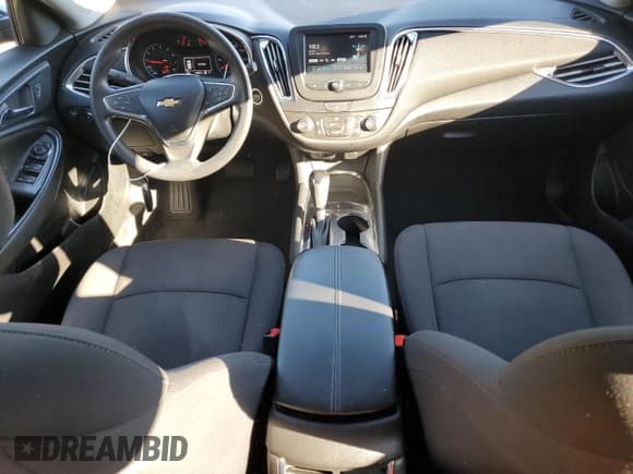 ✅ 2017 Chevrolet Malibu LT • VIN: 1G1ZE5ST0HF273146 • Lot: 87216095. Listed on Copart with 102,801 mi. Free auction sales archive from the USA and detailed vehicle history report at DreamBid. Image 8.