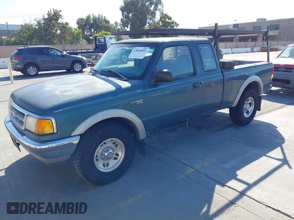✅ 1996 Ford Ranger XLT • VIN: 1FTDR15X6TPA67359 • Lot: 43010859. Listed on IAAI with 179,293 mi. Free auction sales archive from the USA and detailed vehicle history report at DreamBid. Image 2.