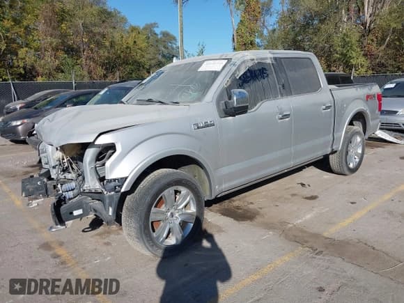 ✅ 2019 Ford F-150 XL • VIN: 1FTEW1E46KFB03784 • Lot: 39606505. Listed on IAAI with Not provided. Free auction sales archive from the USA and detailed vehicle history report at DreamBid. Image 2.