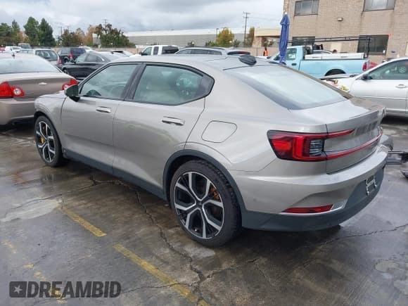 ✅ 2022 Polestar 2 • VIN: LPSED3KA3NL053162 • Lot: 43759857. Wystawiony na IAAI z przebiegiem 23 745 mil. Bezpłatny archiwum sprzedaży aukcyjnych z USA i szczegółowy raport historii pojazdu na DreamBid. Zdjęcie 3.