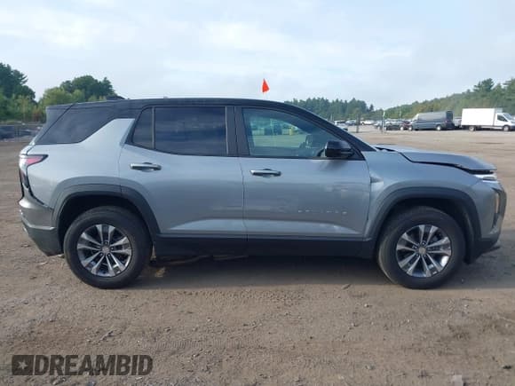 ✅ 2025 Chevrolet Equinox FWD LT • VIN: 3GNAXHEG3SL101843 • Лот: 43185686. Опубликован ранее на IAAI с пробегом 9 123 миль. Бесплатный доступ к архиву аукционных продаж из США и подробный отчёт об истории автомобиля на DreamBid. Изображение 13.