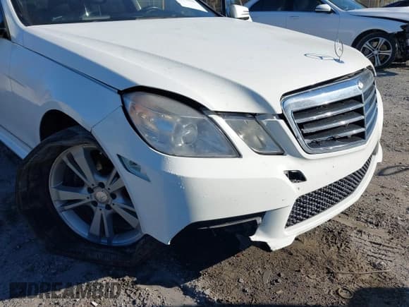 ✅ 2013 Mercedes-Benz E 350 Sport • VIN: WDDHF5KB8DA757022 • Lot: 43523418. Wystawiony na IAAI z przebiegiem 134 483 mil. Bezpłatny archiwum sprzedaży aukcyjnych z USA i szczegółowy raport historii pojazdu na DreamBid. Zdjęcie 6.