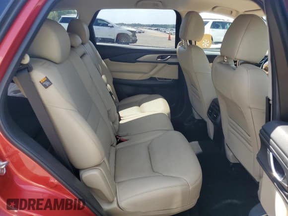 ✅ 2019 Mazda CX-9 Touring • VIN: JM3TCACY9K0330385 • Lot: 84063925. Wystawiony na Copart z przebiegiem 85 172 mil. Bezpłatny archiwum sprzedaży aukcyjnych z USA i szczegółowy raport historii pojazdu na DreamBid. Zdjęcie 10.