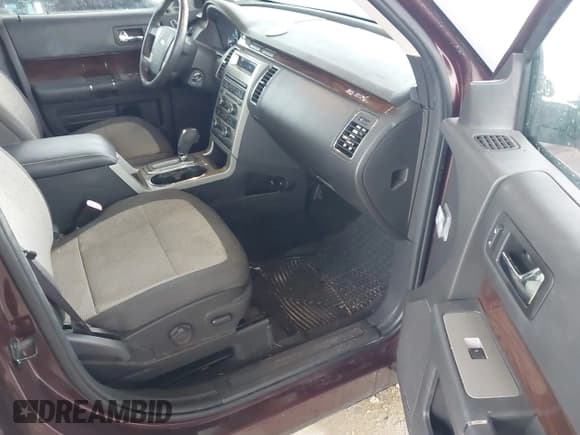 ✅ 2011 Ford Flex SEL • VIN: 2FMGK5CC2BBD26925 • Lot: 42425751. Wystawiony na IAAI z przebiegiem 37 293 mil. Bezpłatny archiwum sprzedaży aukcyjnych z USA i szczegółowy raport historii pojazdu na DreamBid. Zdjęcie 5.