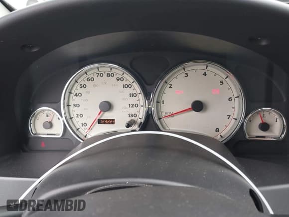 ✅ 2007 Saturn VUE V6 • VIN: 5GZCZ53477S852812 • Lot: 42650658. Wystawiony na IAAI z przebiegiem 123 223 mil. Bezpłatny archiwum sprzedaży aukcyjnych z USA i szczegółowy raport historii pojazdu na DreamBid. Zdjęcie 7.