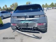 ✅ 2024 Hyundai Ioniq 5 SEL • VIN: KM8KN4DE7RU293064 • Lot: 43372646. Wystawiony na IAAI z przebiegiem 21 233 mil. Bezpłatny archiwum sprzedaży aukcyjnych z USA i szczegółowy raport historii pojazdu na DreamBid. Zdjęcie 16.