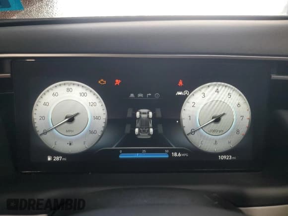 ✅ 2024 Hyundai Tucson Limited • VIN: 5NMJECDE3RH439512 • Lot: 80545435. Listed on Copart with 10,923 mi. Free auction sales archive from the USA and detailed vehicle history report at DreamBid. Image 9.