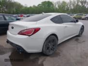 ✅ 2010 Hyundai Genesis Coupe R-Spec • VIN: KMHHT6KD0AU018646 • Lot: 42077089. Wystawiony na IAAI z przebiegiem 162 251 mil. Bezpłatny archiwum sprzedaży aukcyjnych z USA i szczegółowy raport historii pojazdu na DreamBid. Zdjęcie 4.
