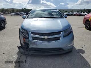 ✅ 2013 Chevrolet Volt • VIN: 1G1RA6E40DU145422 • Lot: 68914184. Wystawiony na Copart z przebiegiem 42 442 mil. Bezpłatny archiwum sprzedaży aukcyjnych z USA i szczegółowy raport historii pojazdu na DreamBid. Zdjęcie 5.