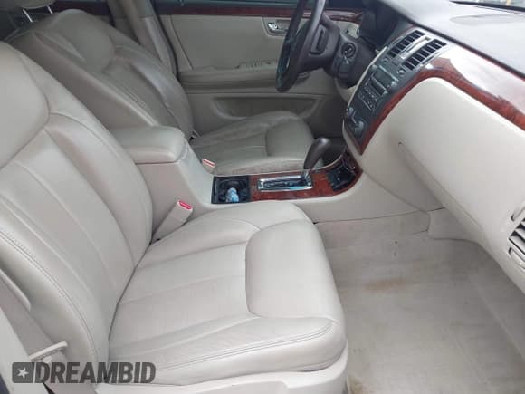 ✅ 2007 Cadillac DTS Luxury II • VIN: 1G6KD57Y47U187559 • Lot: 42715071. Listed on IAAI with 106,196 mi. Free auction sales archive from the USA and detailed vehicle history report at DreamBid. Image 5.