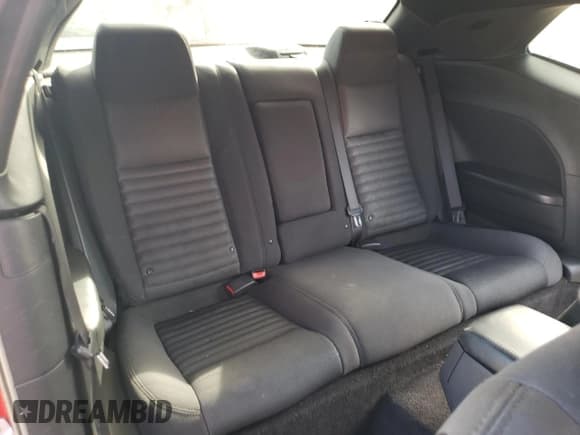 ✅ 2011 Dodge Challenger • VIN: 2B3CJ4DG1BH575068 • Lot: 78092804. Wystawiony na Copart z przebiegiem 133 075 mil. Bezpłatny archiwum sprzedaży aukcyjnych z USA i szczegółowy raport historii pojazdu na DreamBid. Zdjęcie 10.