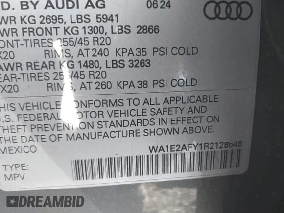 ✅ 2024 Audi Q5 S line Premium Plus • VIN: WA1E2AFY1R2128648 • Lot: 42140811. Wystawiony na IAAI z przebiegiem 1 940 mil. Bezpłatny archiwum sprzedaży aukcyjnych z USA i szczegółowy raport historii pojazdu na DreamBid. Zdjęcie 9.