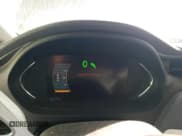 ✅ 2018 Chevrolet Bolt EV Premier • VIN: 1G1FX6S01J4133102 • Lot: 74303144. Wystawiony na Copart z przebiegiem 58 425 mil. Bezpłatny archiwum sprzedaży aukcyjnych z USA i szczegółowy raport historii pojazdu na DreamBid. Zdjęcie 9.