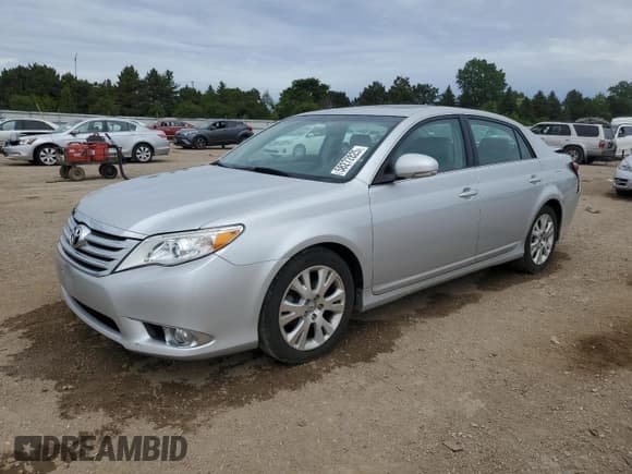 ✅ 2012 Toyota Avalon • VIN: 4T1BK3DB1CU443704 • Lot: 58272825. Listed on Copart with 127,981 mi. Free auction sales archive from the USA and detailed vehicle history report at DreamBid. Image 1.