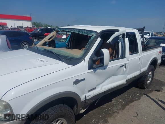 ✅ 2006 Ford F-250 XL • VIN: 1FTSW21P56ED13667 • Lot: 42108168. Listed on IAAI with 175,075 mi. Free auction sales archive from the USA and detailed vehicle history report at DreamBid. Image 6.