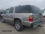 ✅ 2002 Chevrolet Suburban LS • VIN: 1GNEC16T02J206251 • Lot: 42732097. Wystawiony na IAAI z przebiegiem 276 973 mil. Bezpłatny archiwum sprzedaży aukcyjnych z USA i szczegółowy raport historii pojazdu na DreamBid. Zdjęcie 3.