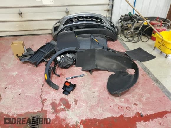 ✅ 2024 Buick Encore GX Preferred • VIN: KL4AMCSL3RB140167 • Lot: 91490745. Listed on Copart with 19,586 mi. Free auction sales archive from the USA and detailed vehicle history report at DreamBid. Image 13.