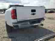 2017 Chevrolet Silverado 3500HD LTZ с VIN 1GC4K0EY2HF228603, выставлен на аукционе Copart как лот 67511545 с пробегом 111 898 миль миль и Списание • Salvage title. История ставок и продаж доступна на DreamBid. Изображение 6.