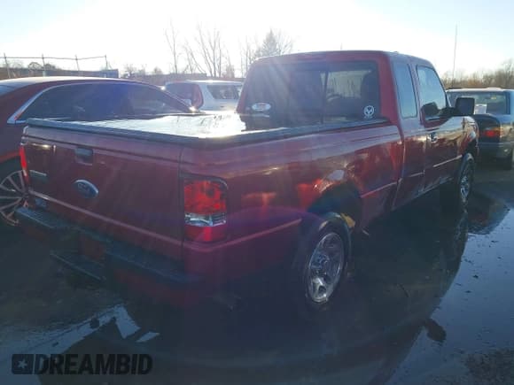 ✅ 2011 Ford Ranger XL • VIN: 1FTKR1ED4BPA05549 • Lot: 43717646. Wystawiony na IAAI z przebiegiem 159 125 mil. Bezpłatny archiwum sprzedaży aukcyjnych z USA i szczegółowy raport historii pojazdu na DreamBid. Zdjęcie 4.