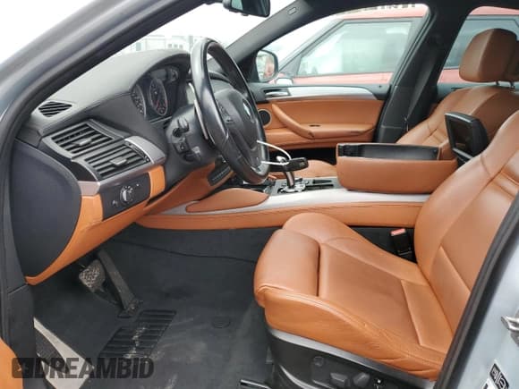 ✅ 2011 BMW X6 M • VIN: 5YMGZ0C59BLK14358 • Lot: 48583095. Wystawiony na Copart z przebiegiem 79 587 mil. Bezpłatny archiwum sprzedaży aukcyjnych z USA i szczegółowy raport historii pojazdu na DreamBid. Zdjęcie 7.