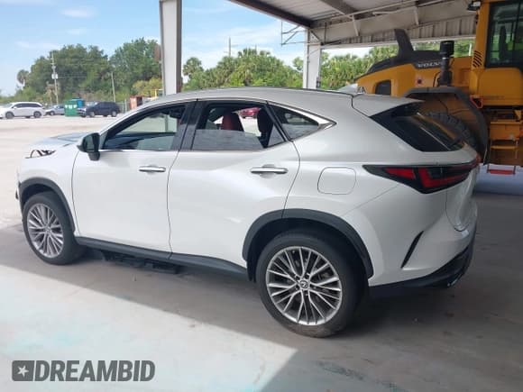 ✅ 2023 Lexus NX 350h Premium • VIN: 2T2GKCEZ2PC010333 • Лот: 42641664. Опубликован ранее на IAAI с пробегом 35 369 миль. Бесплатный доступ к архиву аукционных продаж из США и подробный отчёт об истории автомобиля на DreamBid. Изображение 15.