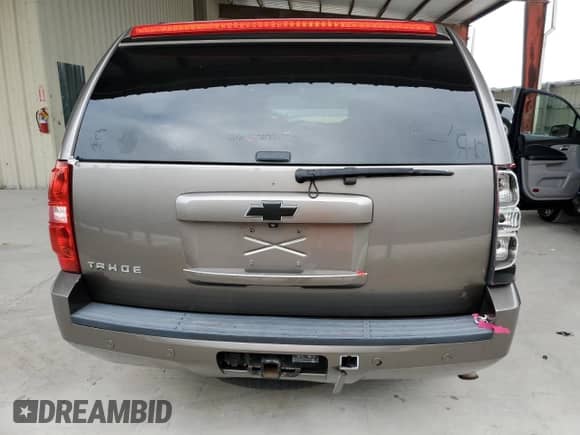 2014 Chevrolet Tahoe LT z VIN 1GNSCBE0XER154133, wystawiony jako Copart lot #91109625 z przebiegiem Nie podano mil oraz Czysty tytuł • Clean title. Historia ofert i sprzedaży dostępna na DreamBid. Obrazek 6.