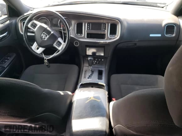 ✅ 2012 Dodge Charger SE • VIN: 2C3CDXBGXCH102396 • Лот: 93332285. Опубликован ранее на Copart с пробегом Не указан. Бесплатный доступ к архиву аукционных продаж из США и подробный отчёт об истории автомобиля на DreamBid. Изображение 8.