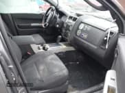 ✅ 2011 Ford Escape XLT • VIN: 1FMCU9D77BKB99242 • Лот: 43495805. Опубликован ранее на IAAI с пробегом 147 675 миль. Бесплатный доступ к архиву аукционных продаж из США и подробный отчёт об истории автомобиля на DreamBid. Изображение 5.