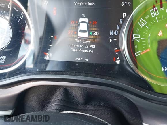 2021 Dodge Challenger R/T с VIN 2C3CDZBT8MH546483, выставлен на аукционе IAAI как лот 43293243 с пробегом 65 771 миль миль и . История ставок и продаж доступна на DreamBid. Изображение 15.