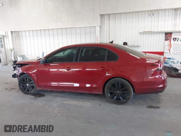 ✅ 2016 Volkswagen Jetta S • VIN: 3VW267AJ3GM273316 • Lot: 42989053. Wystawiony na IAAI z przebiegiem 108 395 mil. Bezpłatny archiwum sprzedaży aukcyjnych z USA i szczegółowy raport historii pojazdu na DreamBid. Zdjęcie 15.