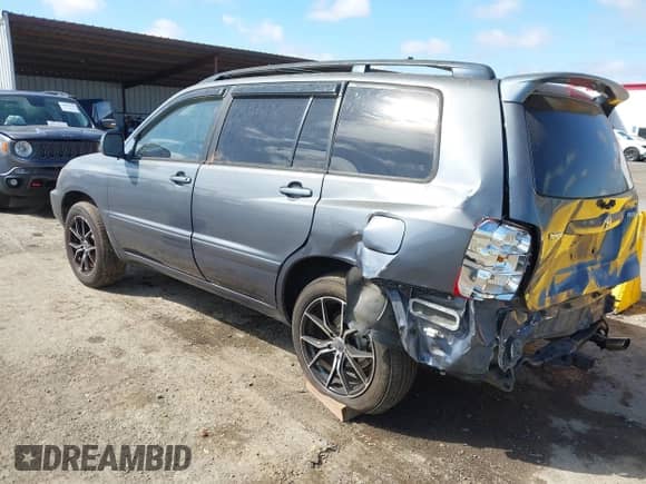 2002 Toyota Highlander с VIN JTEGD21A320033899, выставлен на аукционе IAAI как лот 43183261 с пробегом 271 073 миль миль и . История ставок и продаж доступна на DreamBid. Изображение 3.