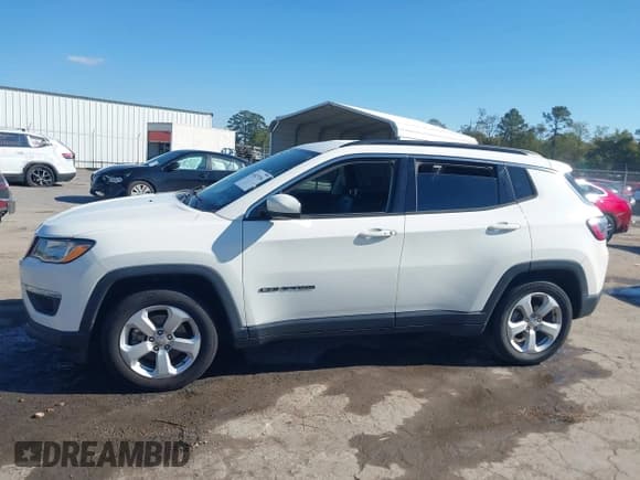✅ 2020 Jeep Compass Latitude • VIN: 3C4NJCBB1LT108444 • Lot: 43425256. Wystawiony na IAAI z przebiegiem 140 799 mil. Bezpłatny archiwum sprzedaży aukcyjnych z USA i szczegółowy raport historii pojazdu na DreamBid. Zdjęcie 14.