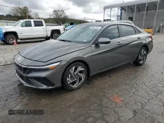 ✅ 2025 Hyundai Elantra SEL Convenience • VIN: KMHLS4DG9SU943890 • Lot: 90547435. Wystawiony na Copart z przebiegiem 8 185 mil. Bezpłatny archiwum sprzedaży aukcyjnych z USA i szczegółowy raport historii pojazdu na DreamBid. Zdjęcie 1.